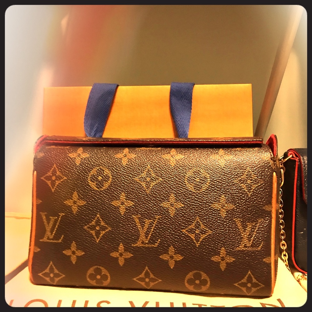 Louis Vuitton Recital w/o original strap